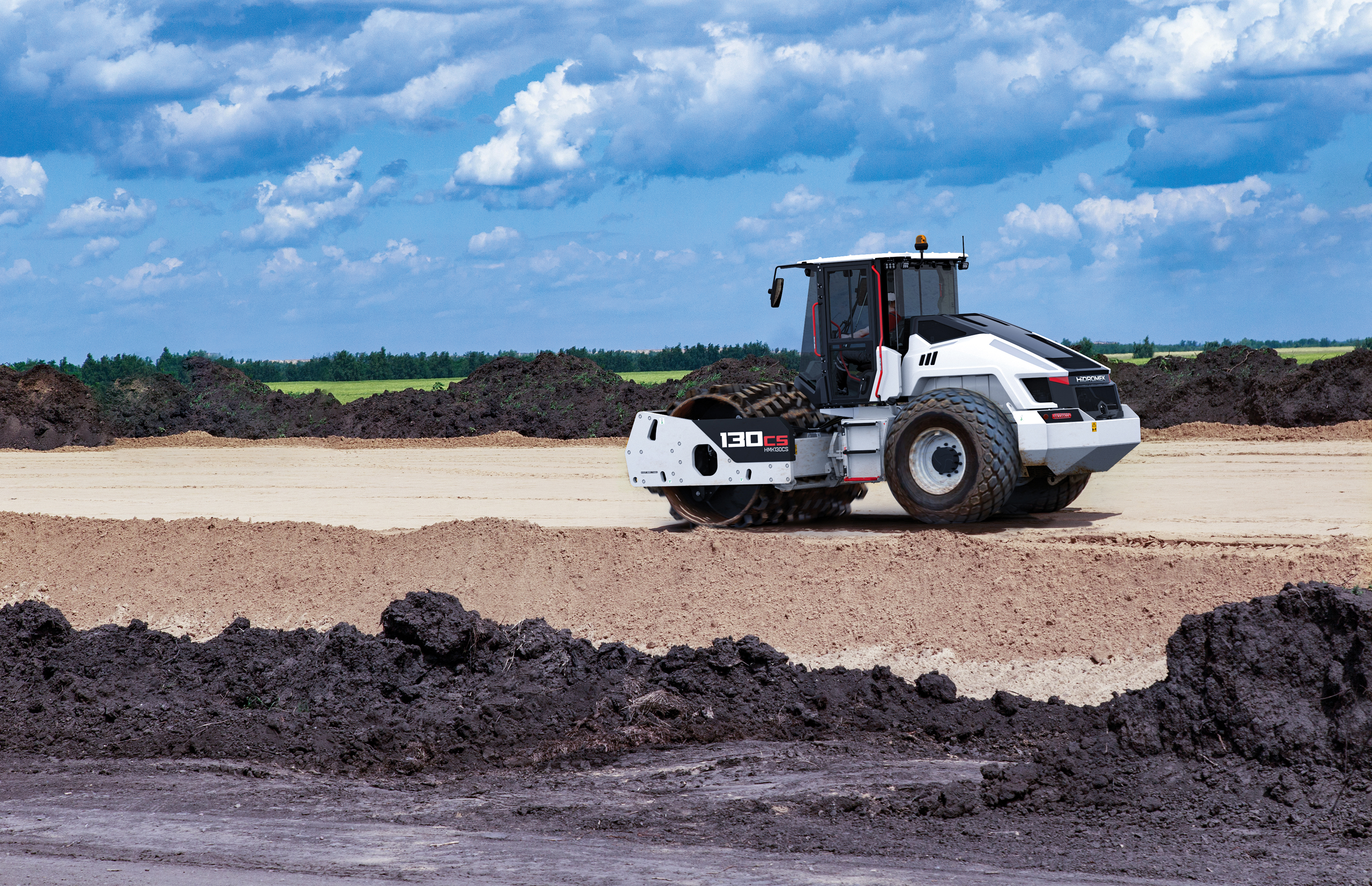 Hidromek HMK 130 CS – vue 1